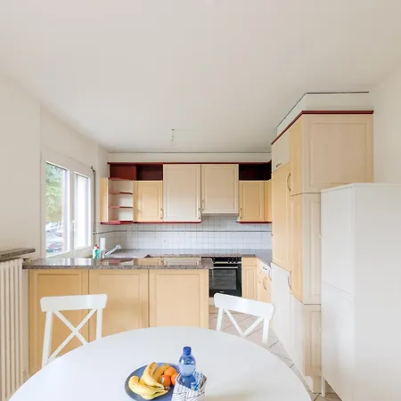 Chernex, Balcon, Parking, Proche De شقة *