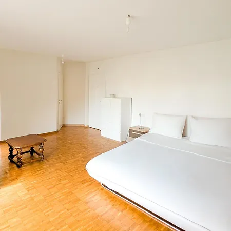 Apartamento Chernex, Balcon, Parking, Proche De *